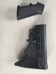 Kolba i chwyt (rękojeść) Ar-15,