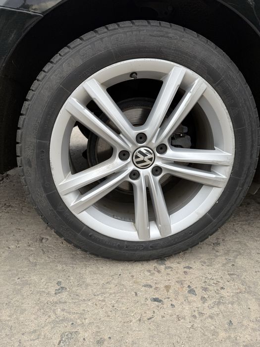 Продаю свой надежный Volkswagen Passat B7 в отличном состоянии.