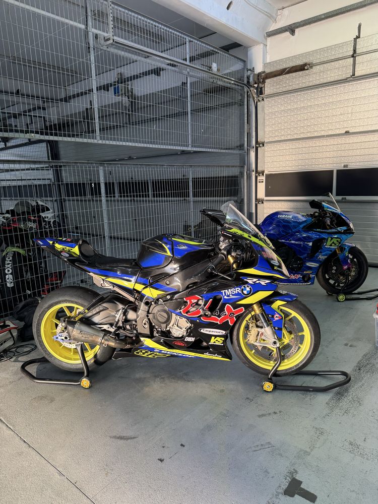 Bmw s1000rr para track day com documentos nacionais em dia