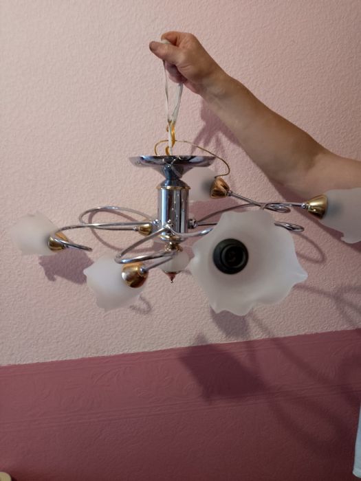 Світильник на 6 плафонів(без плафонів)