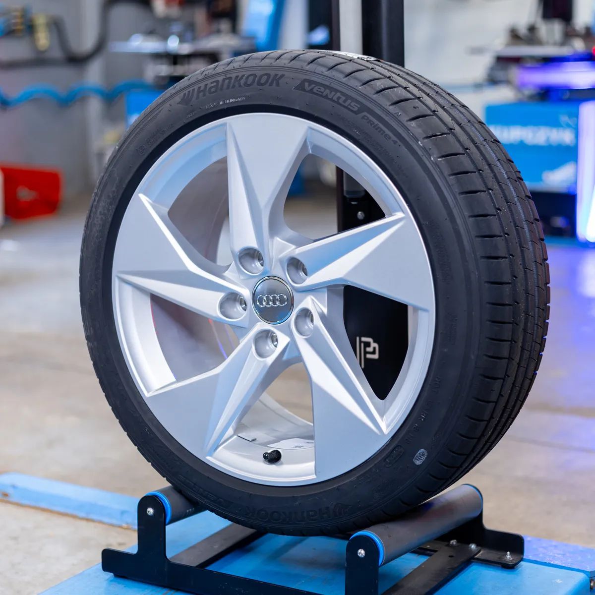 NOWE ORYGINALNE Felgi / Koła Audi 17" A3 A4 A6 Q2 Q3 TT