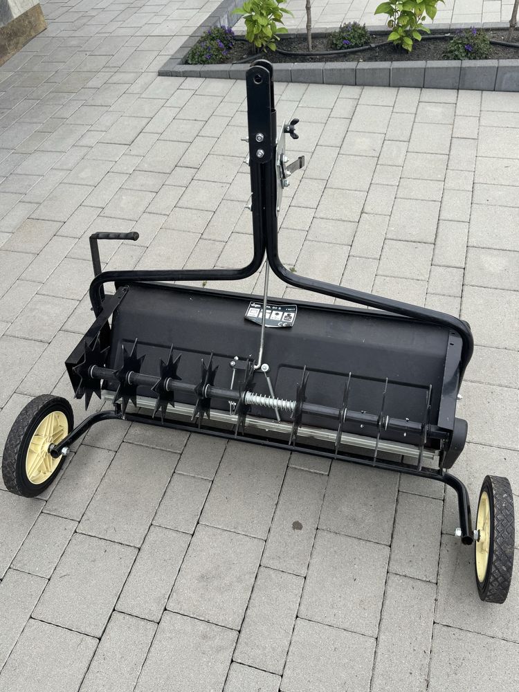 Siewnik z areatorem 80cm do traktorka Cedrus