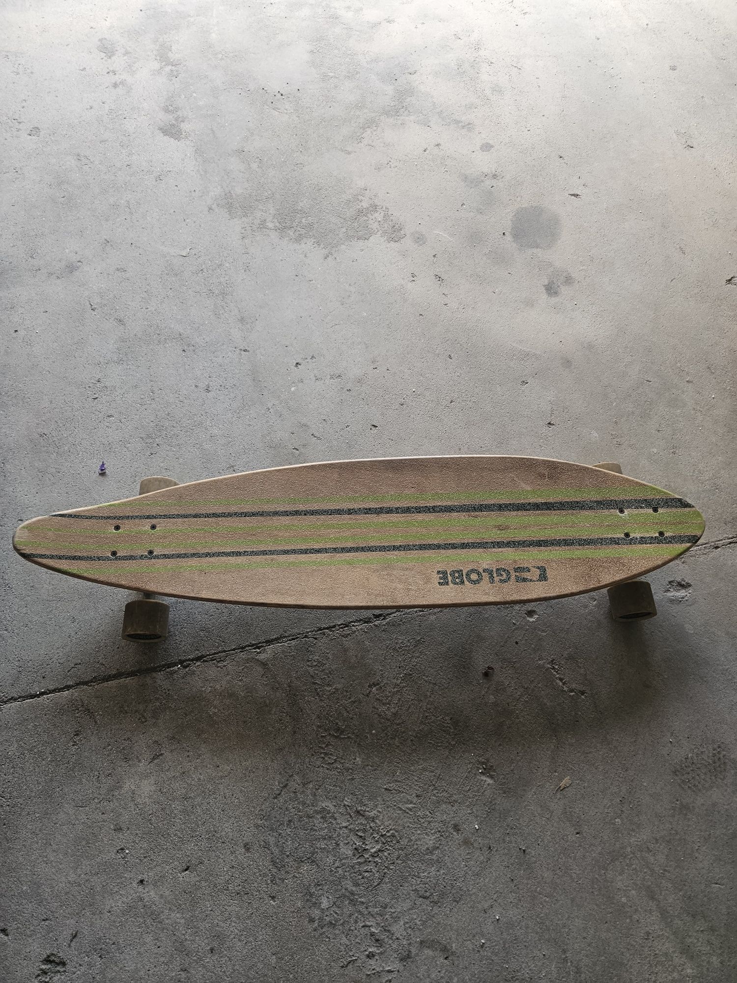 Skate longboard Globe