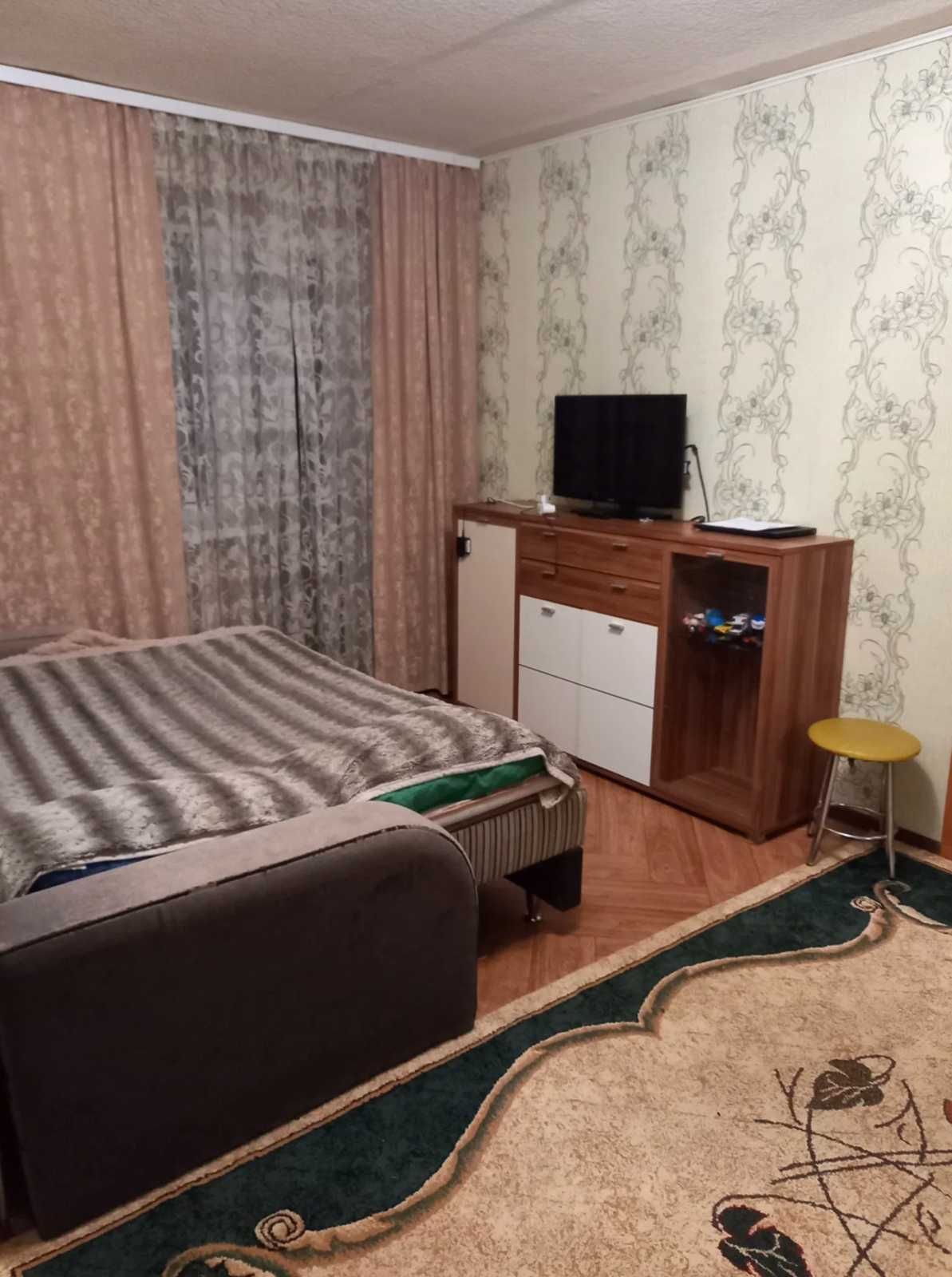 Продается 2-х комнатная квартира в самом Центре Славянска.