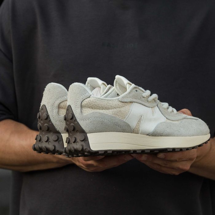 Кросівки New Balance 327 36-45 (Оплата при отриманні)