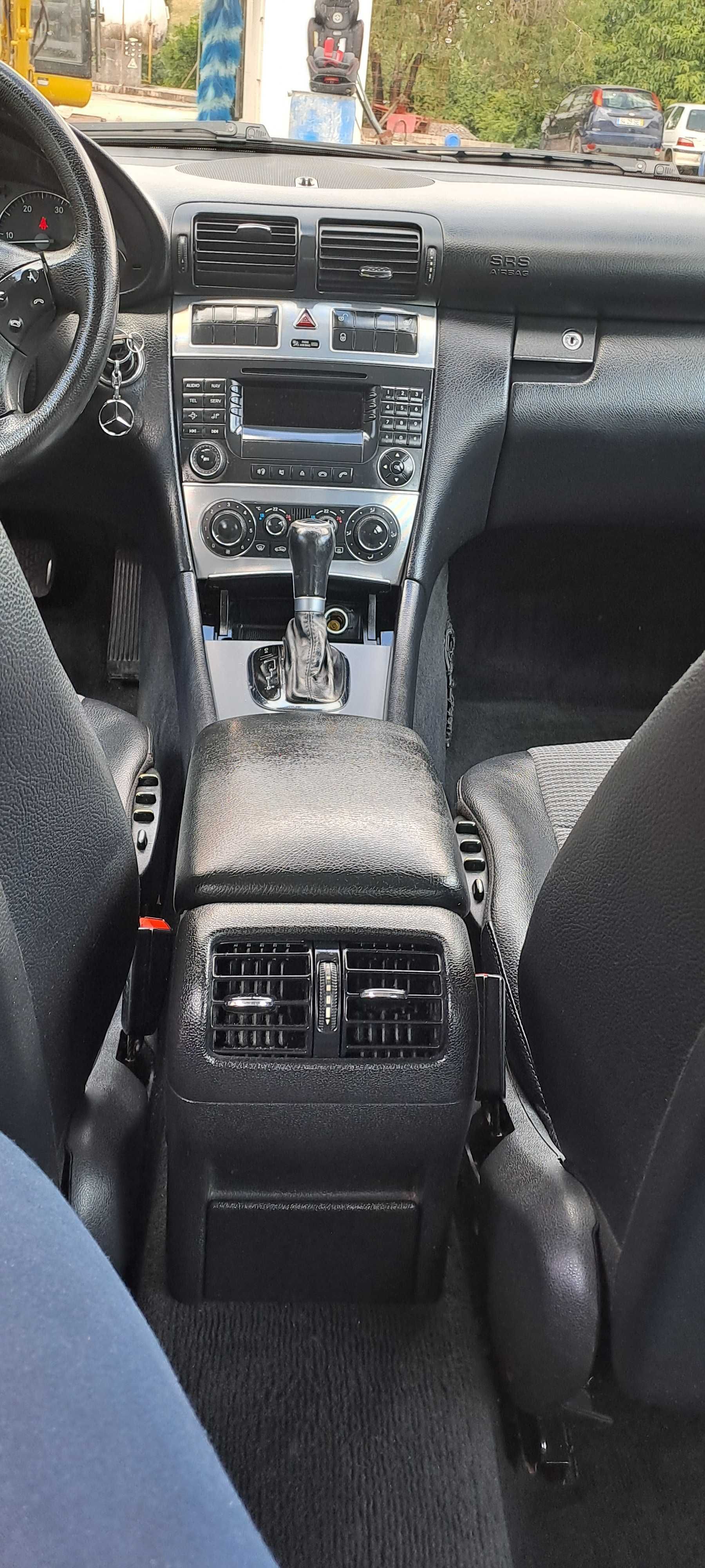 Carrinha MERCEDES 
 Avangarde