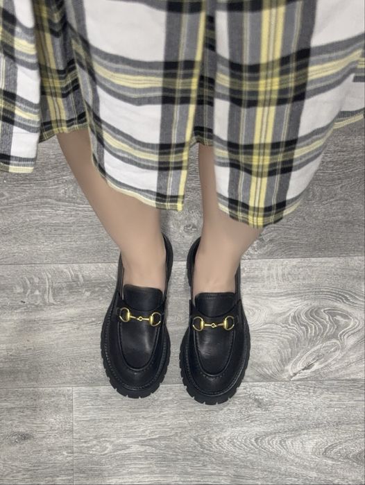 Лофери жіночі шкіряні брендові гуччі