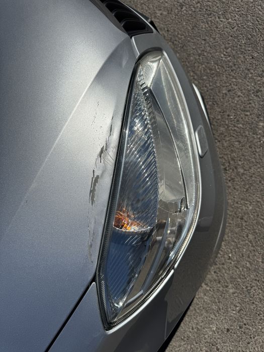 Авто skoda fabia 2011 1.2