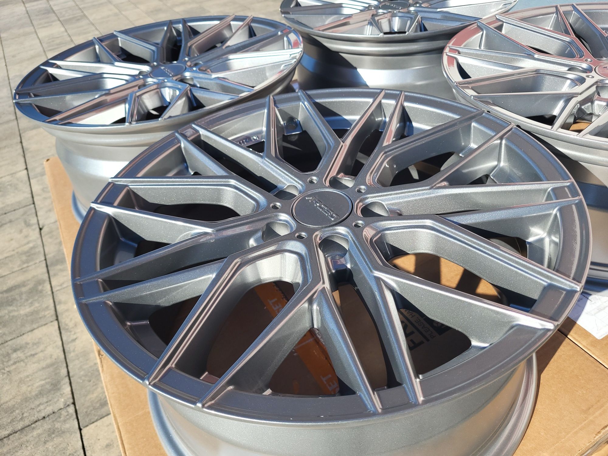 Arceo 18" 5x112 ET45 Audi A3 A4 B9 B8 A6 C7 C6 Q5 Q3 Q2 Seat Leon FR !
