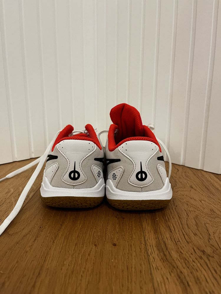 Buty halowe (halówki) NIKE jr legend 10 Academy IC