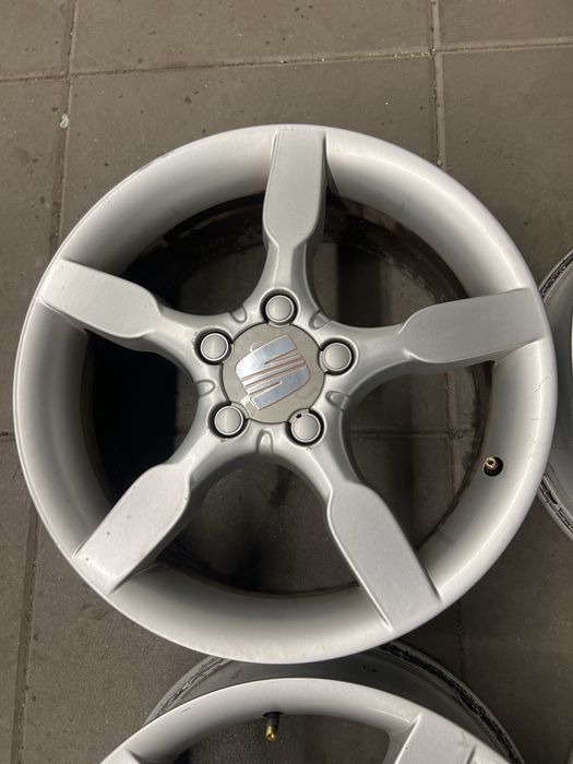 Felgi aluminiowe oryginalne 7Jx17H2 ET54 5x112 Seat Leon 2 Altea