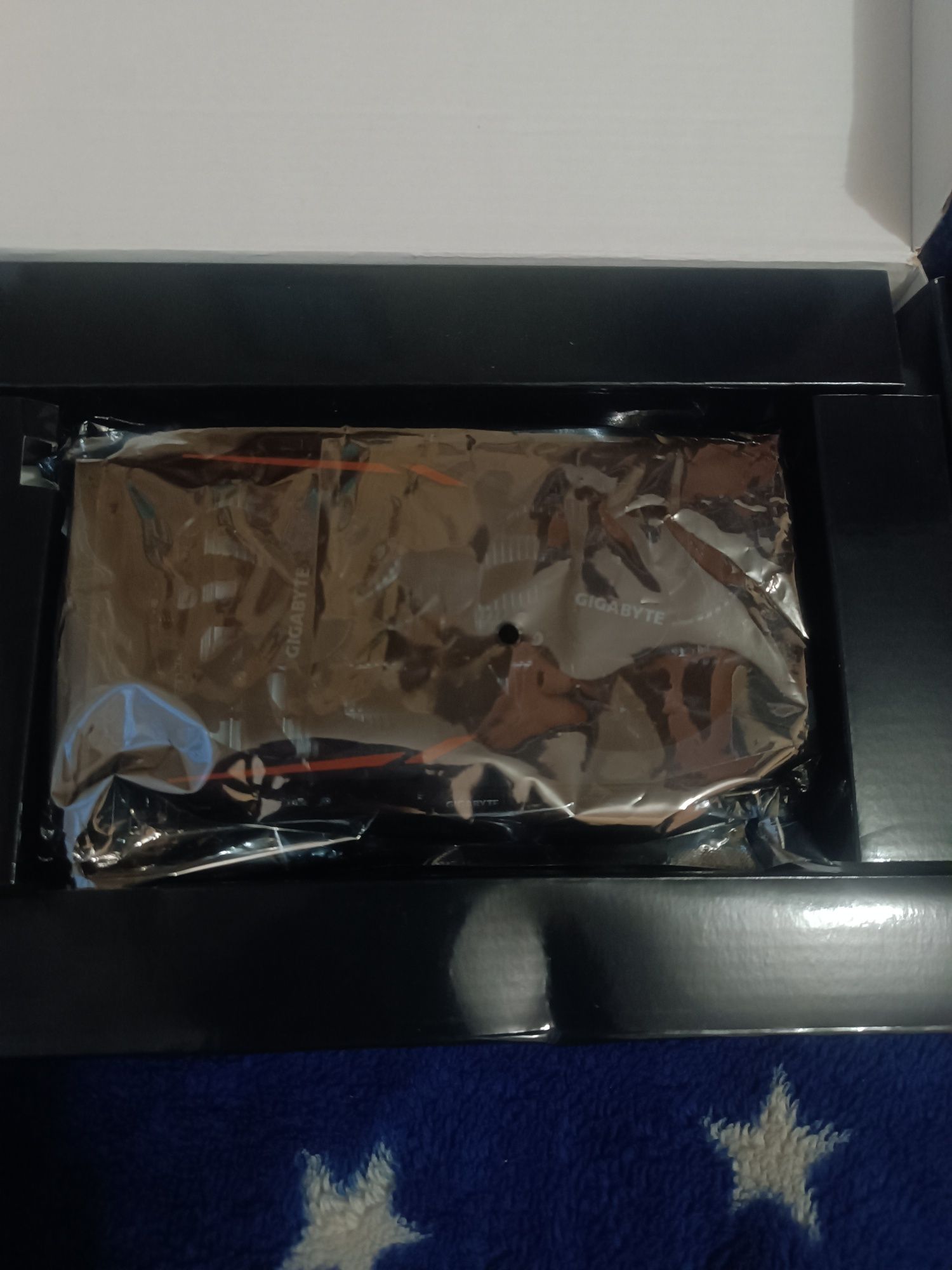 Продам видеокарту 1050 ti 4gb в отличном стане