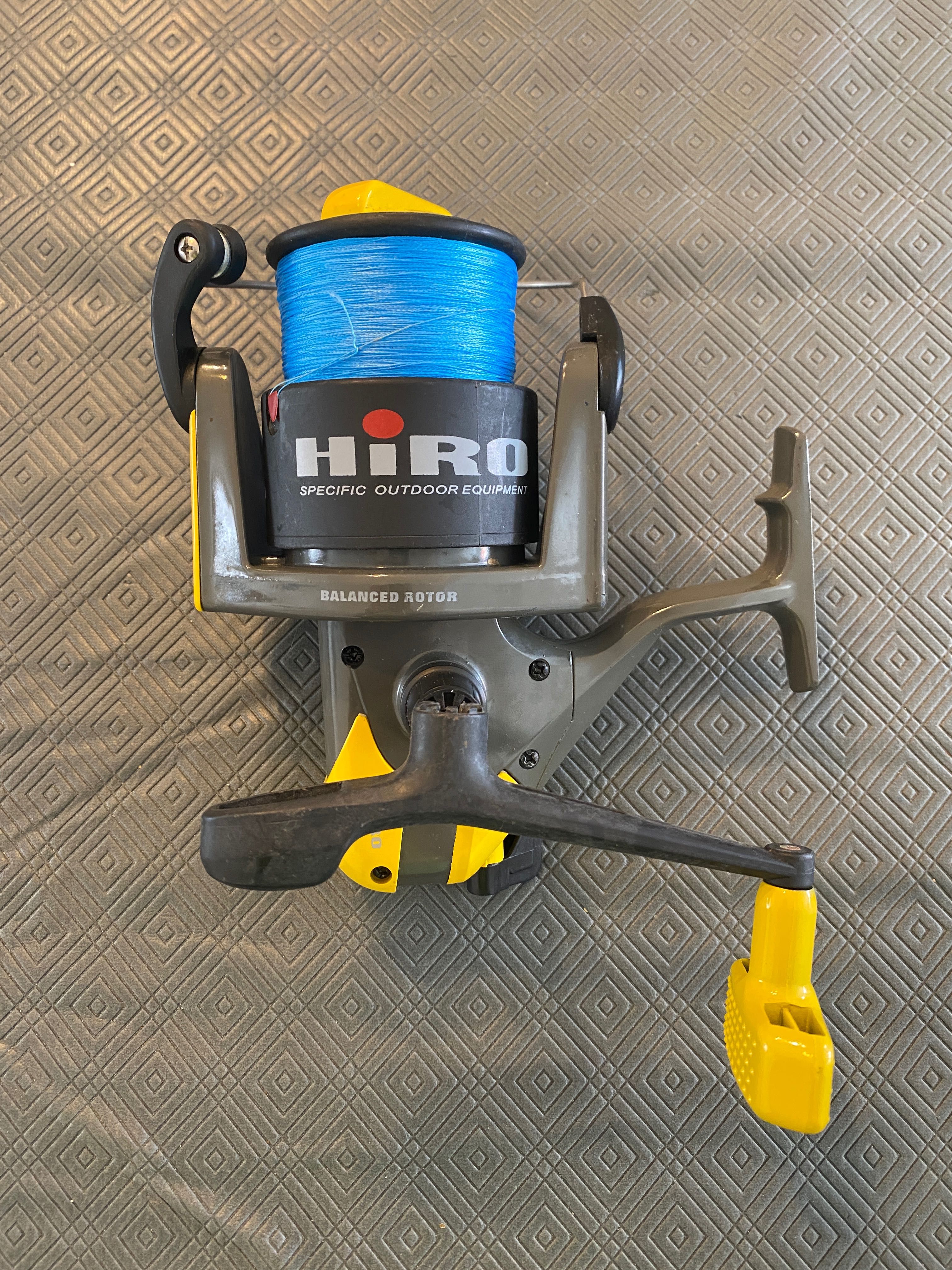 Carreto Hiro BR 7001 com fio resistente