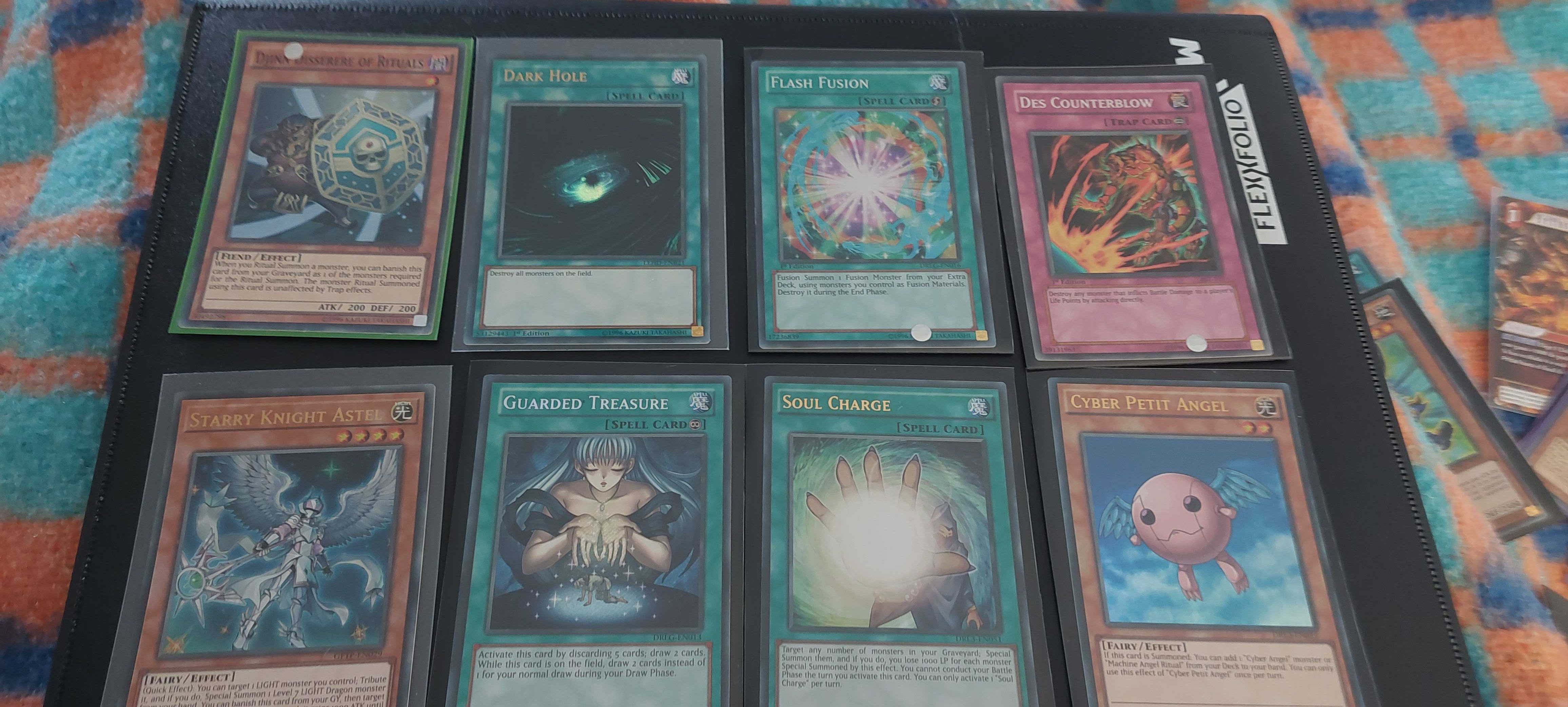 Vendo cartas yu gi oh
