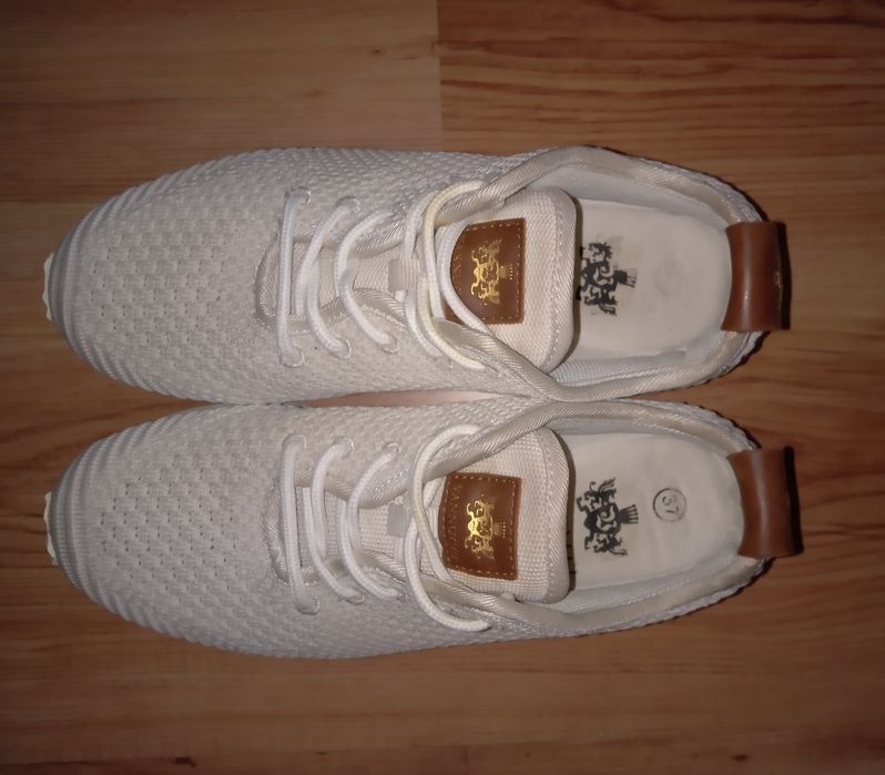 Sneakersy/buty sportowe Vannucci r.37