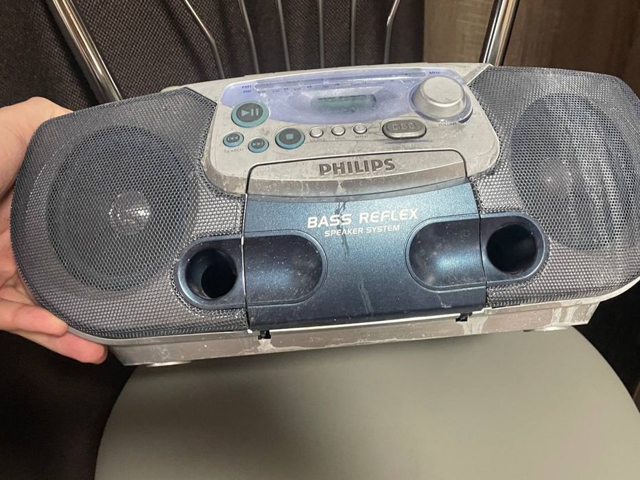Радио-проигрыватель philips