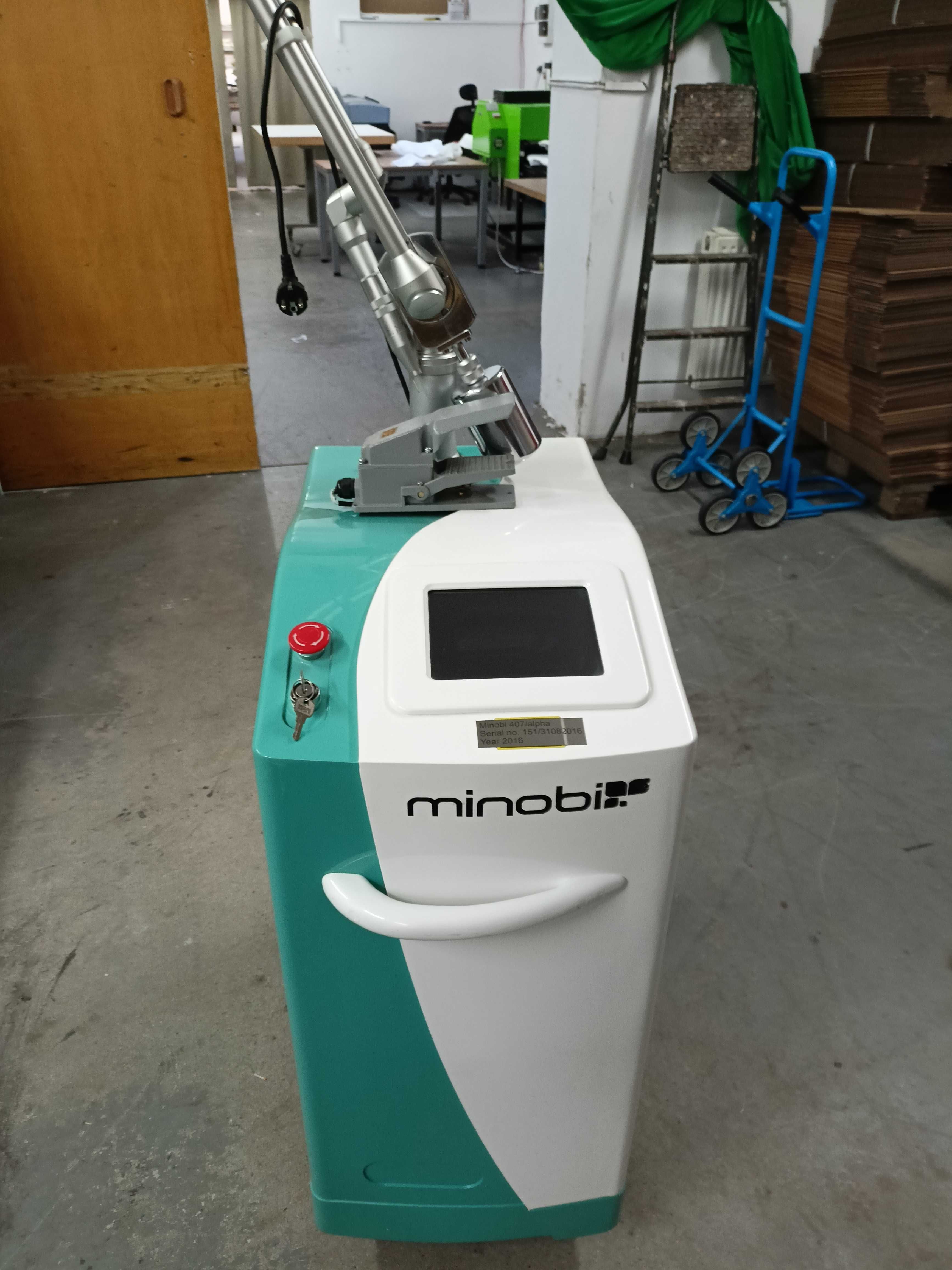 Laser do usuwania tatuażu Minobi Alpha