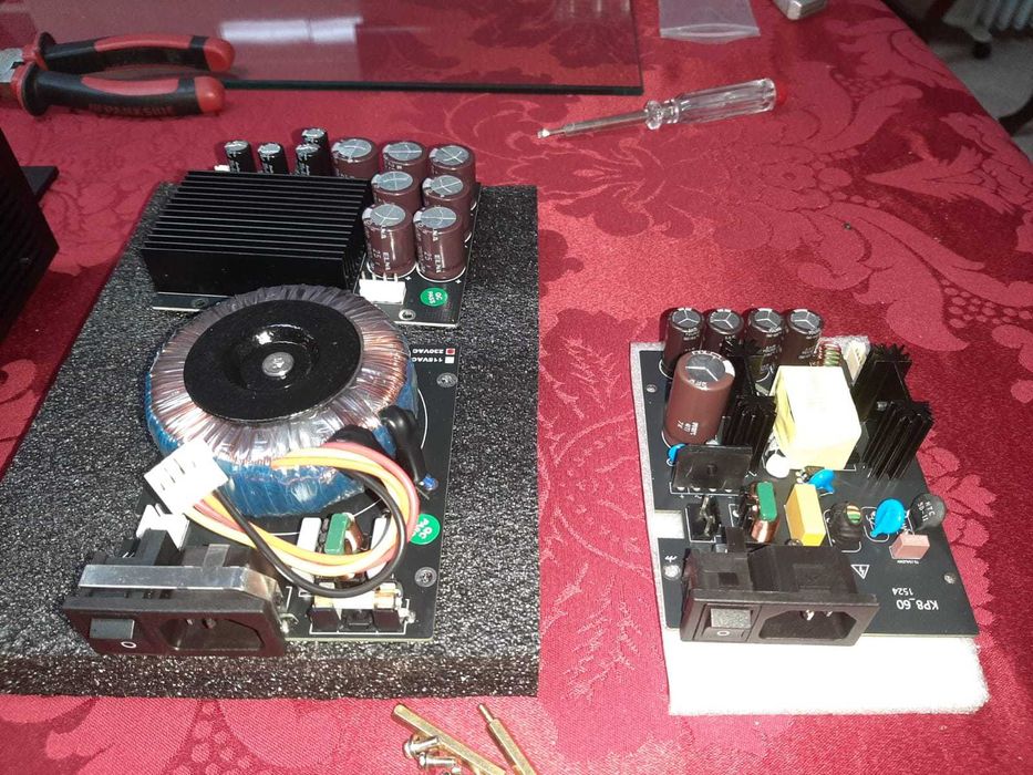 Zidoo 8000 / Fonte de alimentação Torodial