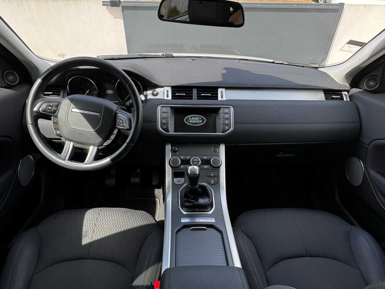 Range Rover Evoque 2.0 D150 R-DYNAMIC - Apenas 65mil km