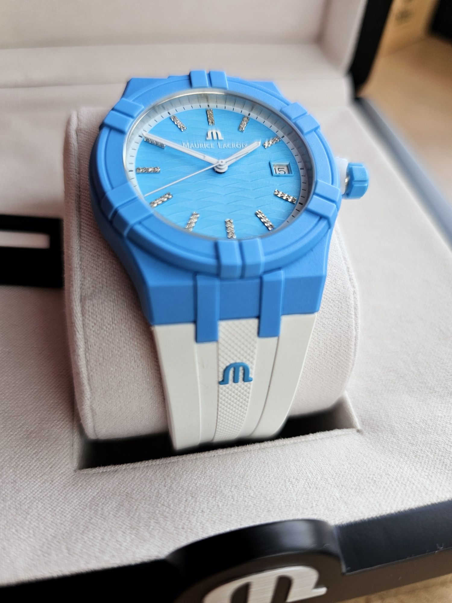 Maurice Lacroix Aikon Tide z diamentami