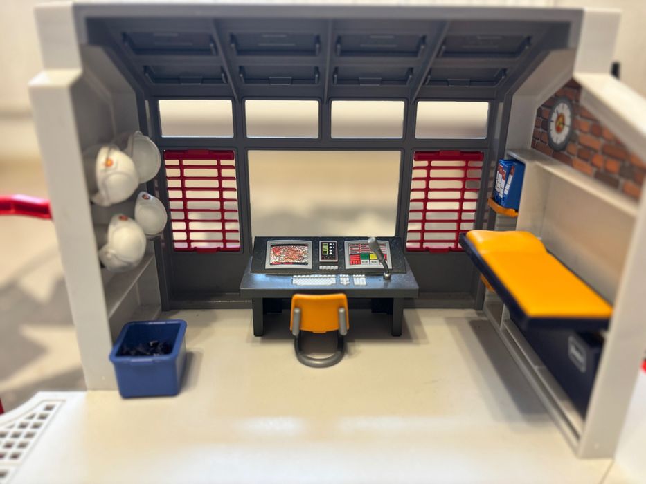 Remiza i pojazdy Playmobil