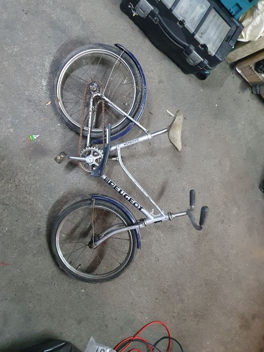 Stary rower dzieciecy PRL Peugeot do renowacji