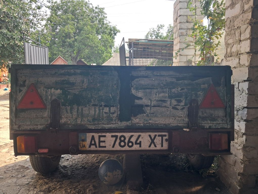 Прицеп легковий.
