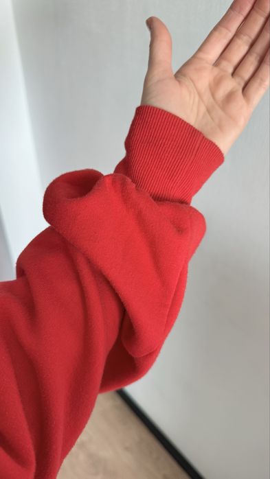 Продаю червоний худі світшот  H&M basic