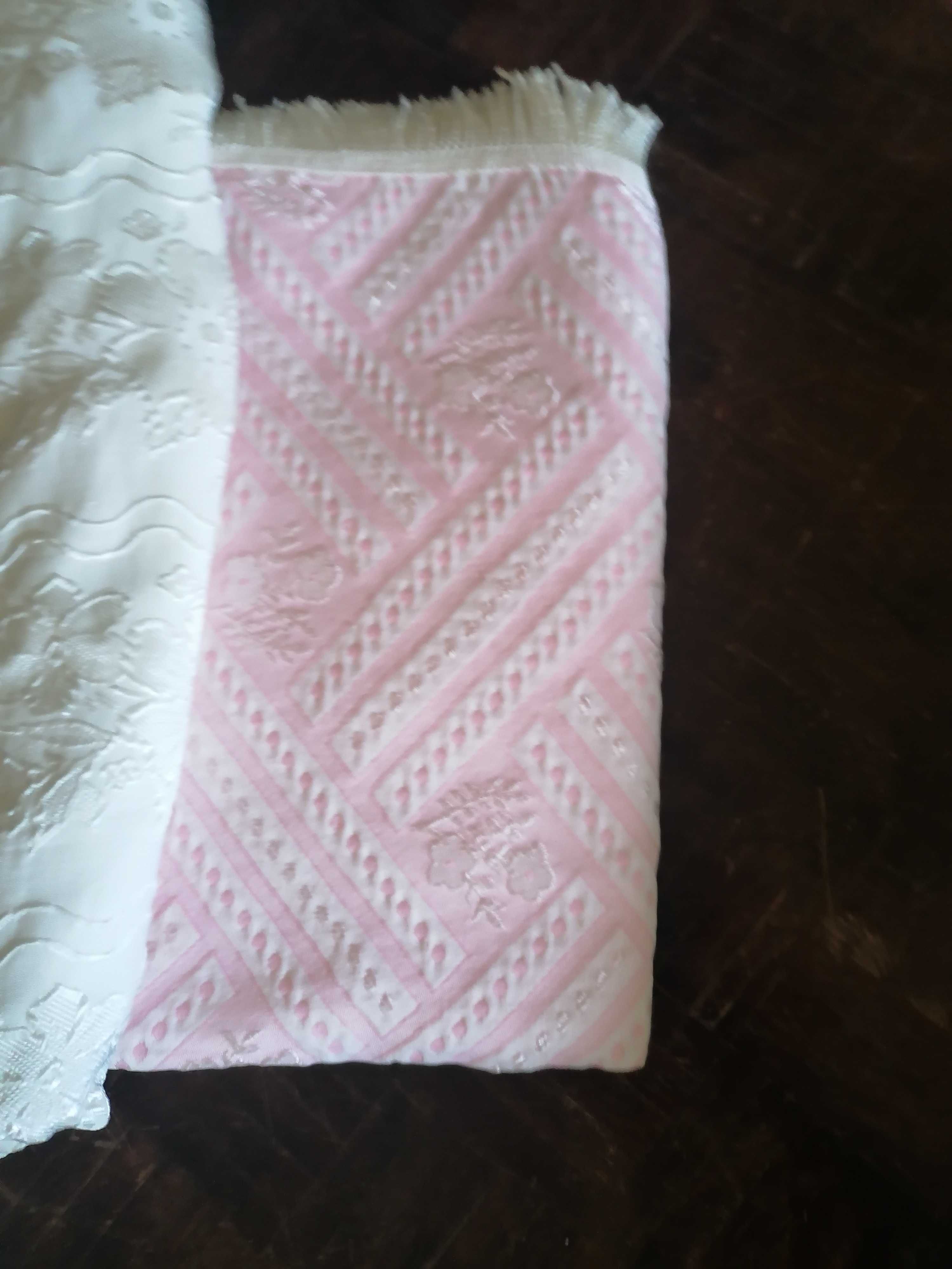 2 Colchas para cama de casal
