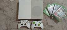 Xbox one s 1 TB 4k