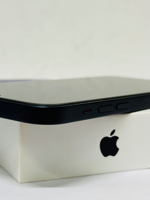 Apple IPhone 12 Black 64Gb kondycja baterii 89%