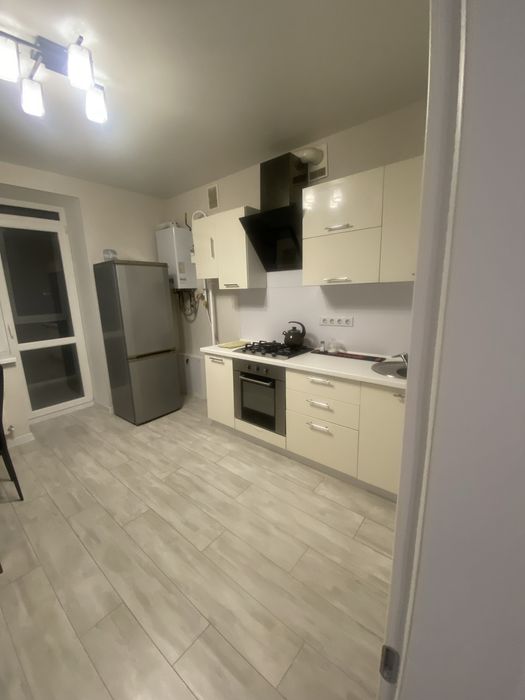 Подобова оренда 1 кімнатної квартири, район Академічний