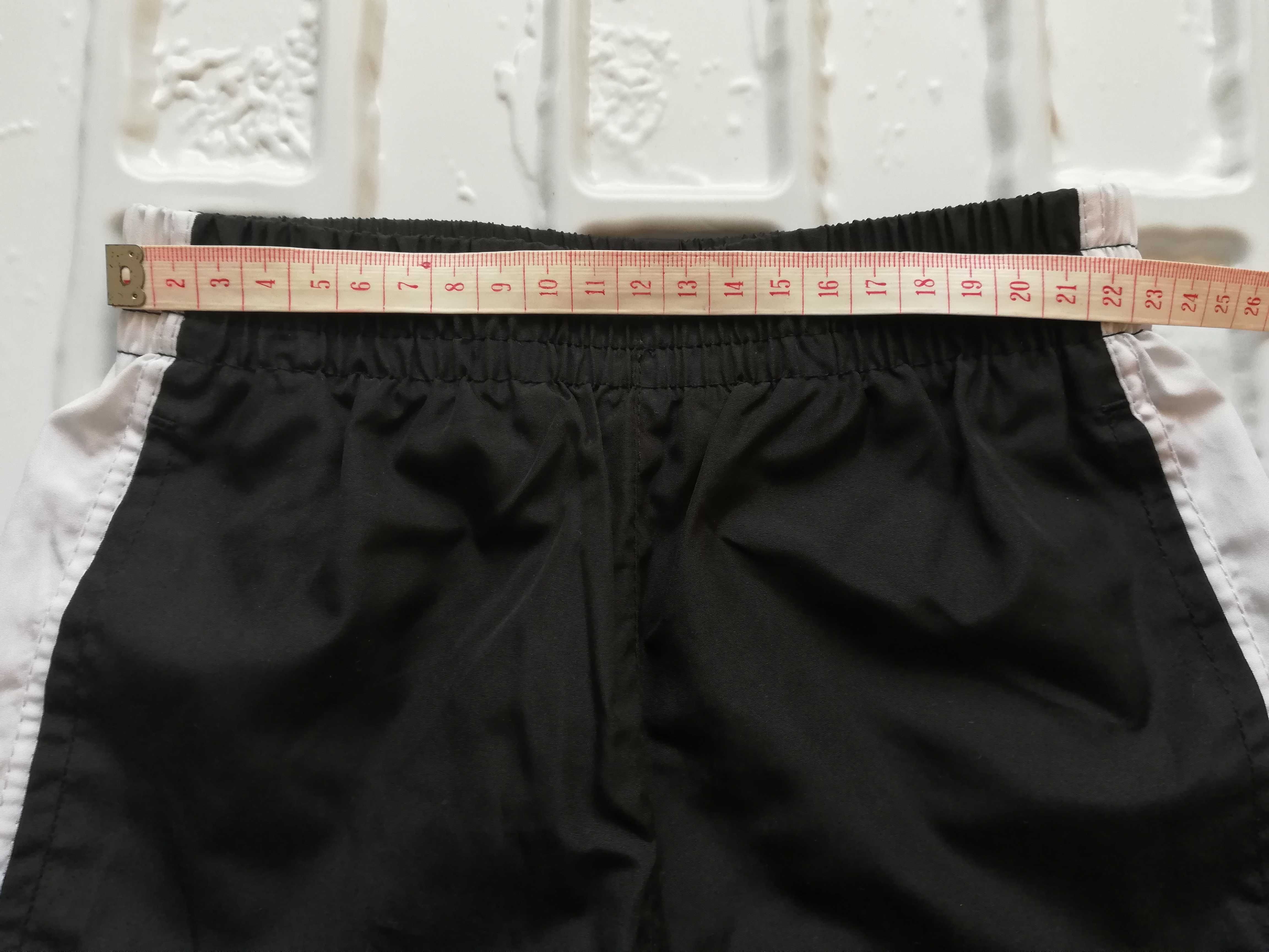 Nowe spodnie Nike rozmiar 104