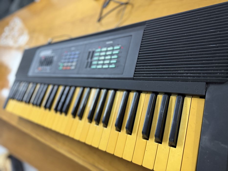 Teclado lloytron