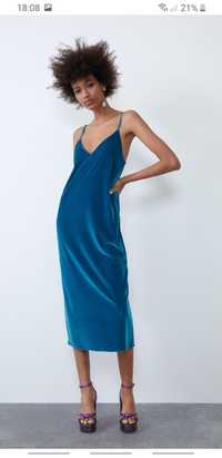 Оксамитове плаття від Zara