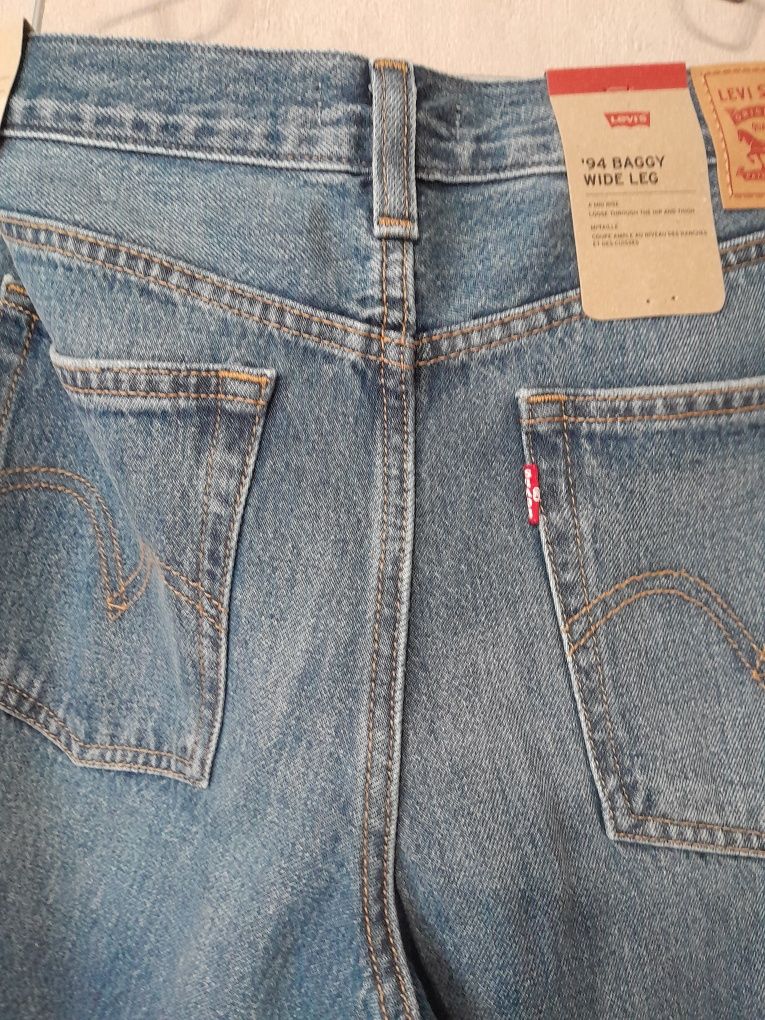 Джинси Levis ,для хлопців.