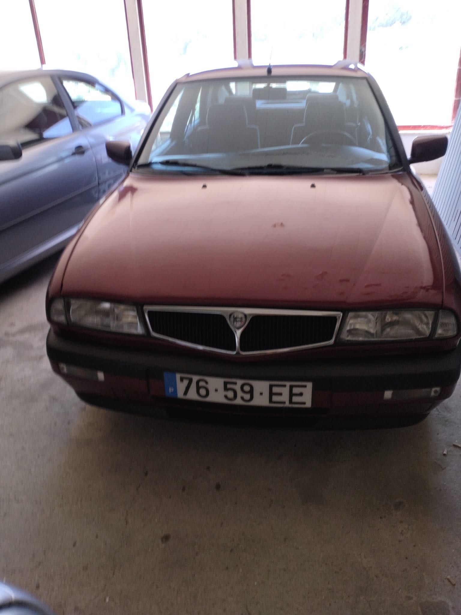 Lancia Delta com apenas 49.000Kms