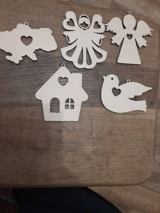 Продам іграшки фанерні дерев`яні красиві