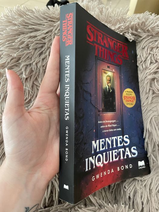 Livro Stranger Things