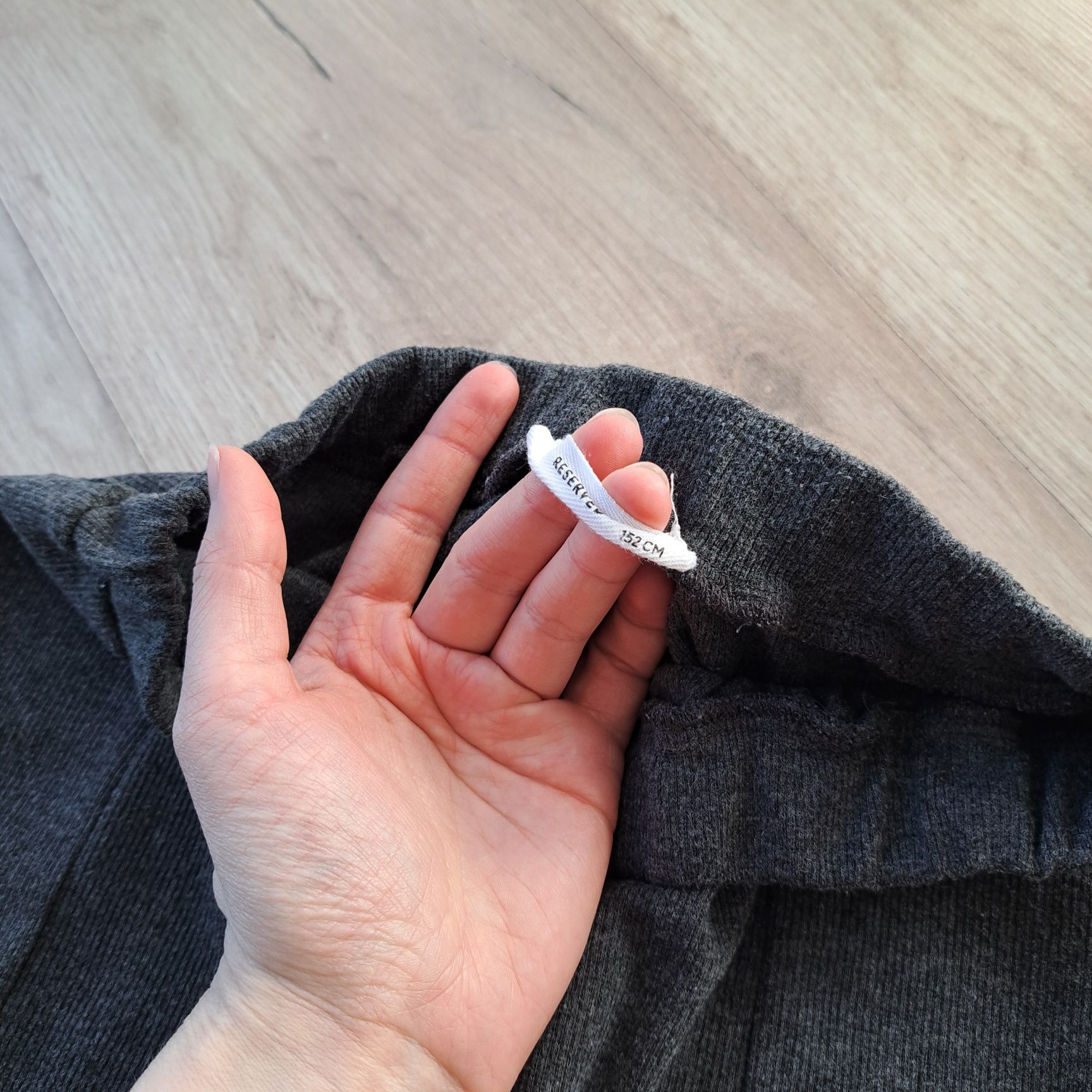 Dziewczęce spodnie legginsy, rozmiar 152, Reserved