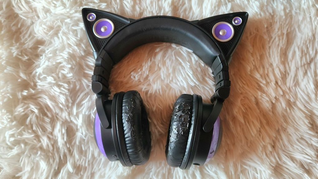 Auscultadores Brookstone orelhas