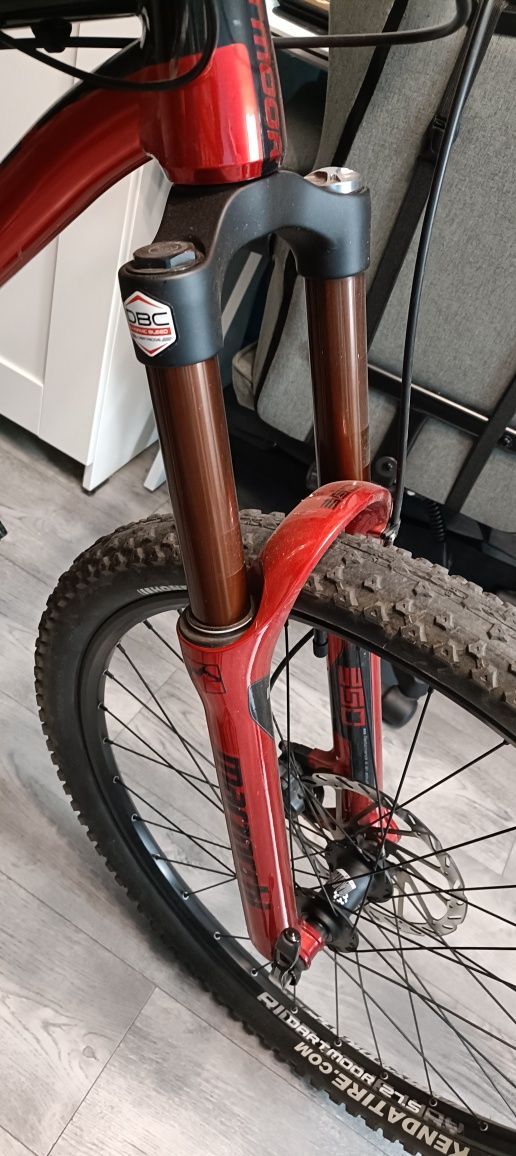 Rower Dartmoor Primal rama 18