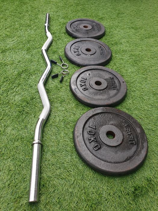 Barra W + 40kgs em pesos