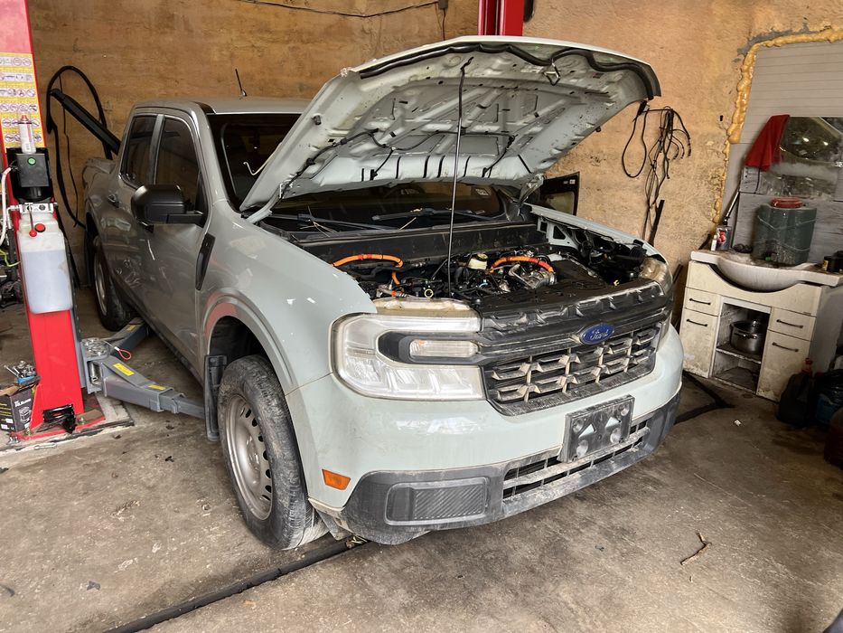 Ford Maverick розбір на запчастини