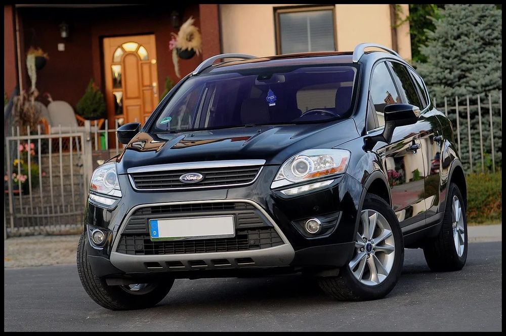 Ford Kuga 2.0 TDCI 140KM 4x4 Titanium X Navi Skóry Panorama Elektryka Alu Kamera