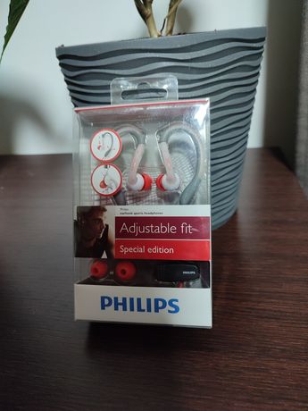 Навушники Philips для бігу, спорту