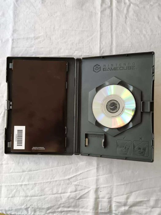 Spyro: Enter the Dragonfly [Nintendo Game Cube, 2002] Authentic PAL