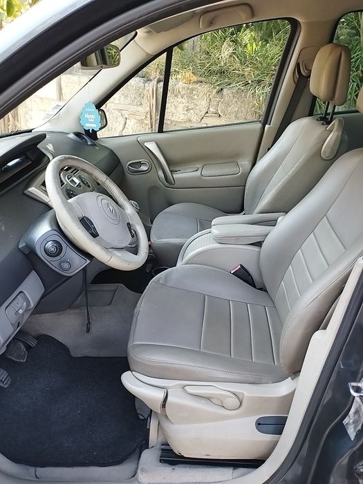 Renault Scenic 1.5 DCI 7 lugares