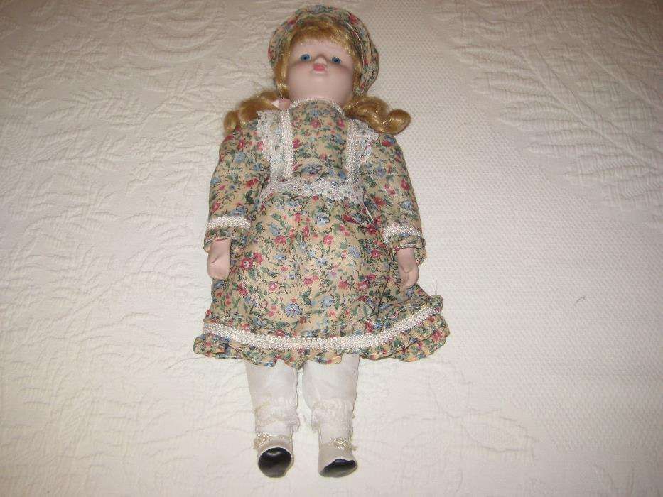 Boneca porcelana(c/Nova))