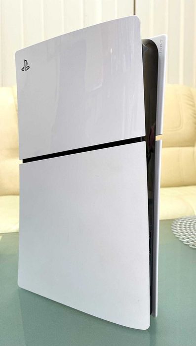 Konsola PlayStation5 Slim 1 TB z Napędem BLU-RAY + Kontroler Ps5